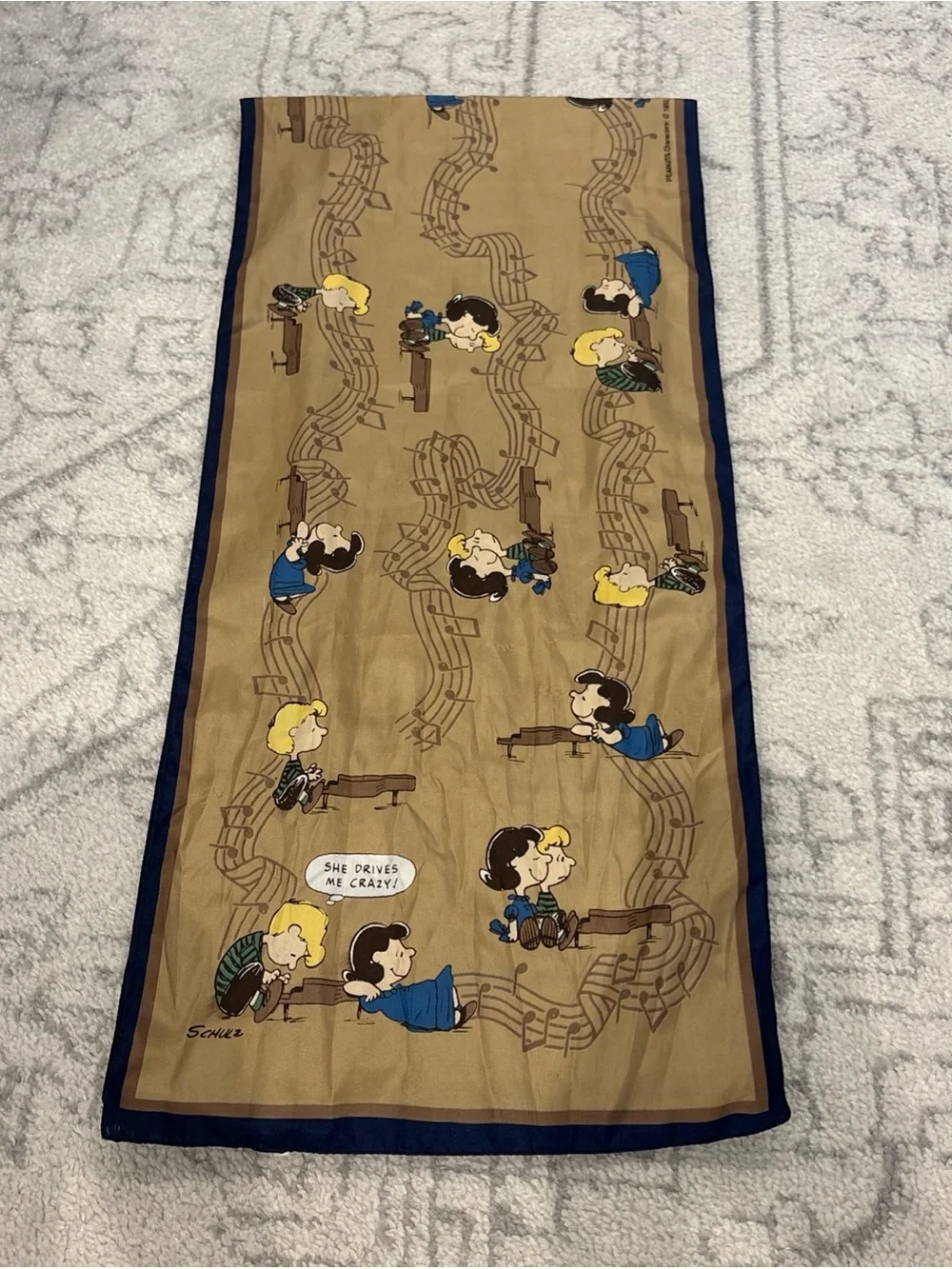 VINTAGE 1950,1951 Peanuts Scarf United Feature Charlie Brown Snoopy music52